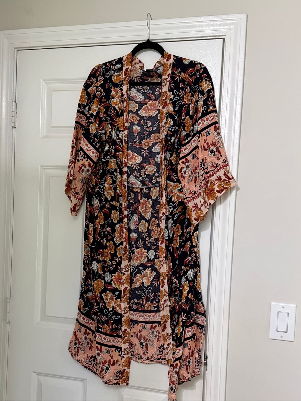 Evereve Floral Kimono